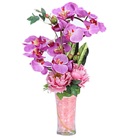 Colourful Presentation of Art Roses N Orchids in a Glass Vase to Marmagao