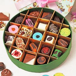 Heavenly Chocolate Bliss Box to Taran Taaran