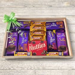 Classic Cadburys Chocs Gift Tray to Tirur