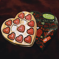 Yummy Strawberry Handmade Chocolate of Heart Shape to Ambattur