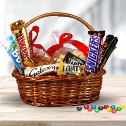 Delectable Dry Fruits n Imported Chocolates Gift Hamper to India