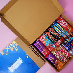 Chocoholics Paradise Gift Box to Muvattupuzha