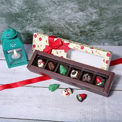 Assorted Christmas Chocolaty Treats Box to Muvattupuzha