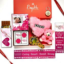 Luxurious Mothers Day Customized Chocolates N Gifts Combo to Dadra and Nagar Haveli