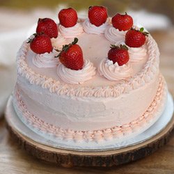 Sumptuous Strawberry Cake from 3/4 Star Bakery to Cooch Behar