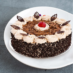 Scrumptious Black Forest Cake to Kanyakumari