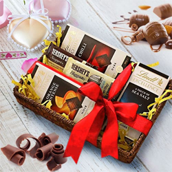 Scrumptious Chocolates Gift Basket to Tirur
