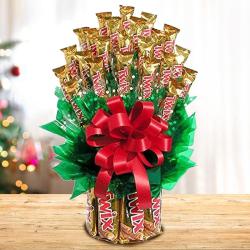 Splendid Twix Chocolates Golden Arrangement for Xmas to Hariyana