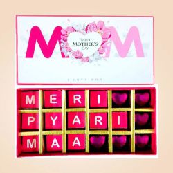 Admirable Present of Meri Pyaari Maa Personalized Handmade Chocolates to India
