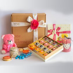 Yummylicious Treats with Candle N Teddy Hamper to Alappuzha