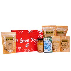 Mouth-Watering Valentines Special Gourmet Treat Hamper to Alappuzha