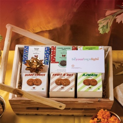 Soothing Tea N Cookies Utsah Gift Hamper to Alappuzha