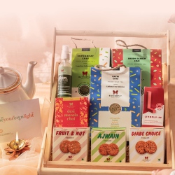Luxury Tea N Assortment Khushaal Hamper to Palani