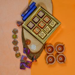 Gleaming Diwali Celebrations Gift Hamper to Muvattupuzha