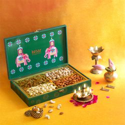 Premium Assorted Nuts Gift Box to Irinjalakuda