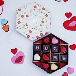 Scrumptious Chocolates Assortment Box to Alappuzha