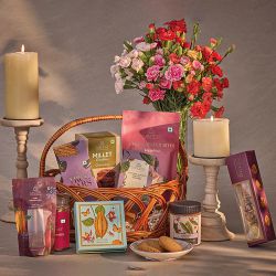 Festive Treats Harmony Hamper to Irinjalakuda