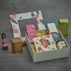 Festive Treats Indulgence Box to Irinjalakuda