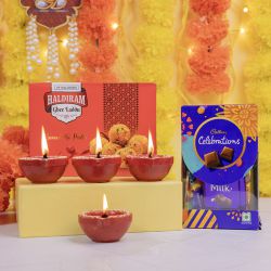 Festive Treats and Decor Combo to Hariyana