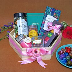 Ultimate Indulgence Gift Set to Palani