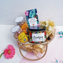 Sweet  N  Savory Treats Hamper