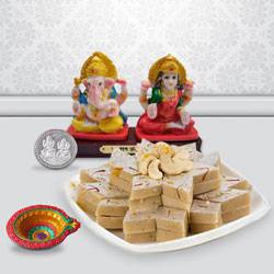 Ganesh Lakshmi with Kaju Kesar Katli from Haldiram to Tirur