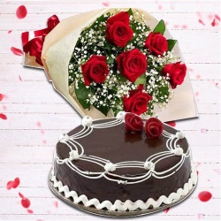 Dapper Red Rose Hand Bunch and Chocolate Cake to Irinjalakuda