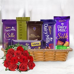 Amazing Gift Hamper of Cadbury Chocolates with Red Roses Bouquet to Kanjikode