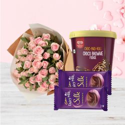 Spectacular Pink Roses n Kwality Walls Choco Brownie Fudge Ice Cream with Cadbury Silk to Perumbavoor