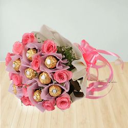 Beautiful Bouquet of Ferrero Rocher with Pink Roses to Perumbavoor