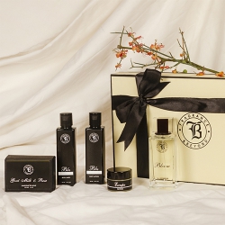 Marvelous Perfume Gift Set of 5 pcs for Women from Fragrance  N  Beyond to Tirur