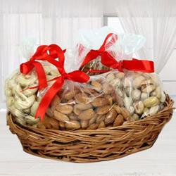 Special Basket of Premium Dry Fruits to Kanyakumari