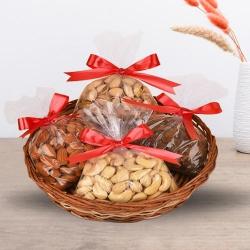 Delectable Assorted Dry Fruits Basket to Punalur