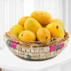 Mangoes decorated in Basket 2 Kg to Marmagao