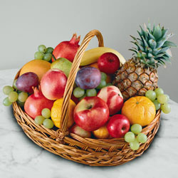Finely-Textured Seasonal Fruits Basket for Mothers Day to Marmagao