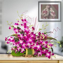 Bunch of stunning fresh 10 Orchids to Irinjalakuda