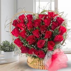 Impressive Red Roses Heart Shaped Arrangement to Sivaganga