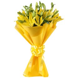 Delightful Yellow Lilies Bouquet to Marmagao