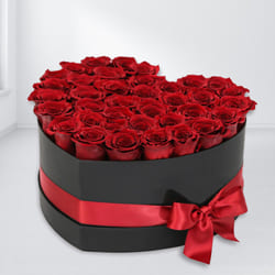 Wonderful Heart Shaped Box of Red Roses to Kanyakumari