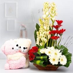 Expressive Mixed Flowers Arrangement with Cute Teddy to Irinjalakuda
