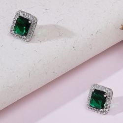 Breathtaking Green Stone Studs to Hariyana