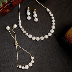 Glamorous AD Jewellery Gift Set to Muvattupuzha