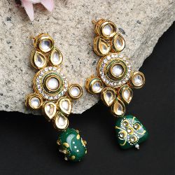 Timeless Kundan Earrings Set to Lakshadweep