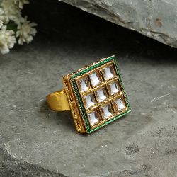 Exclusive Kundan Ring to Uthagamandalam