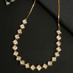 Graceful Kundan Necklace to Nipani