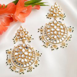 Exclusive Kundan Earrings to Hariyana