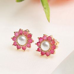 Classic Maroon Pearl Studs to Uthagamandalam