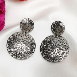 Chic Silver Earrings to Alwaye