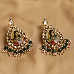 Radiant Kundan Drop Earrings to Muvattupuzha