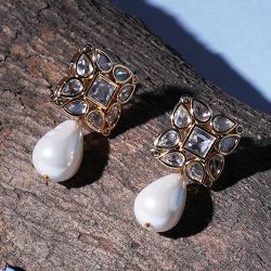 Timeless Kundan Pearl Studs to Balasore